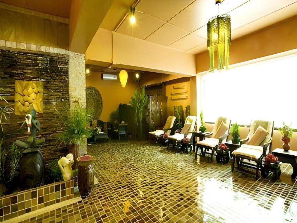 Royal Hills Golf Resort y Spa Nakhon Nayok Exterior foto